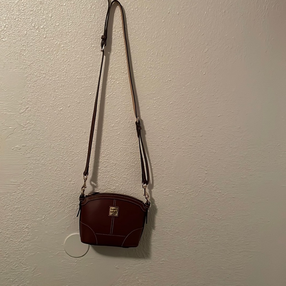 Dooney & Bourke hip bag
